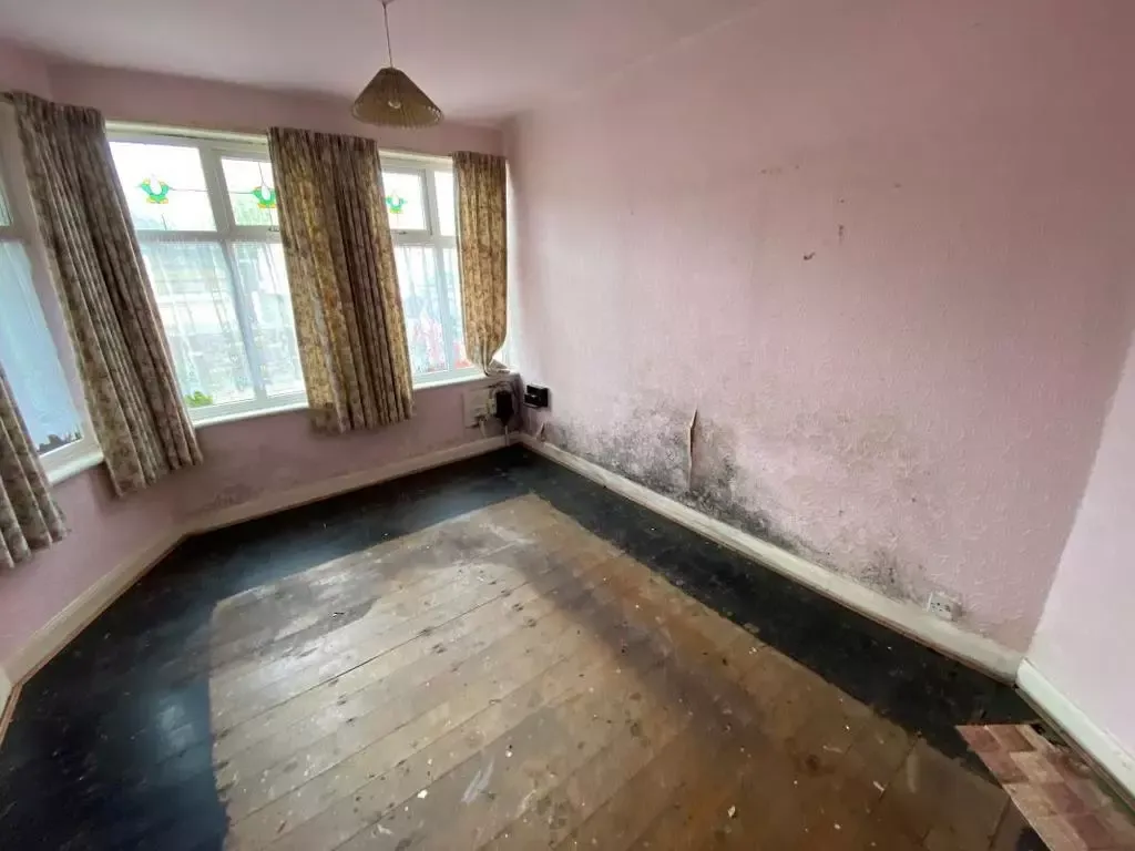 45 Uplands Road - Image 2
